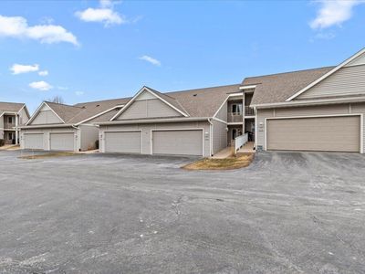 Property at 986 Oconomowoc PARKWAY, Oconomowoc, WI