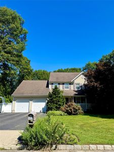 60 Scranton Avenue