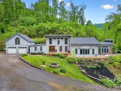 3068 S 226th Hwy