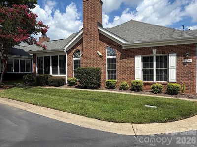 8528 Highland Glen Dr