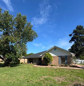 303 Linda Ln