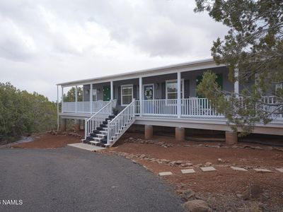 2576 W Roberts Rd