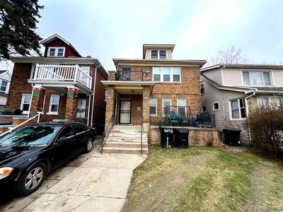 11696 Broadstreet Ave