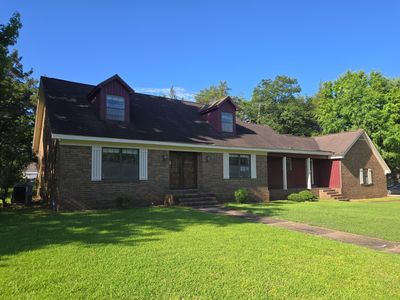 Property at 1811 Olive Ave, Demopolis, AL