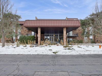 1041 W Ogden Ave APT 320