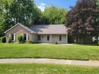 1409 Willow Dr