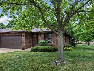 905 Shagbark Rd #905