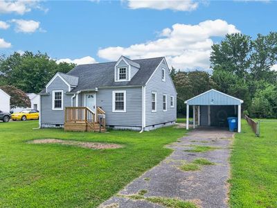 44 Davis Ave