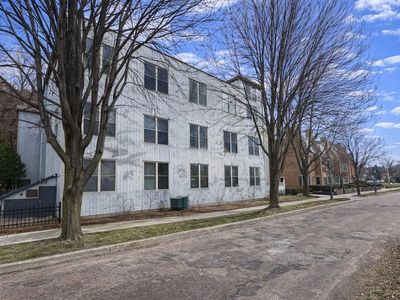 216 Lake Street #303