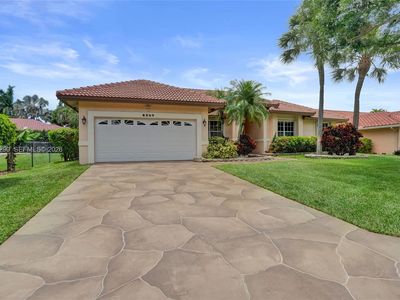 8269 NW 40th Ct