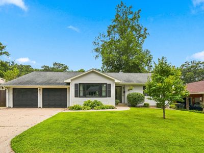 Property at 222 Hillcrest Dr, Geneseo, IL