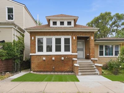 623 E 88th Pl