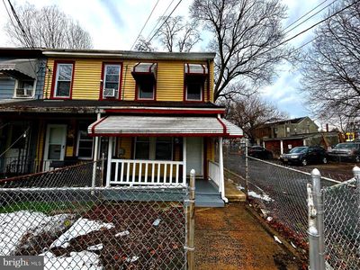 7 Race St