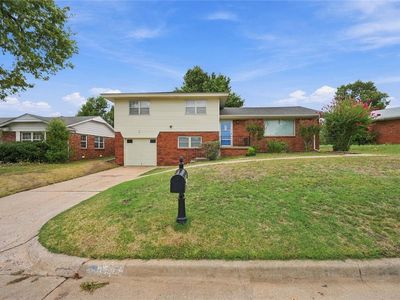 305 Sherri Ln