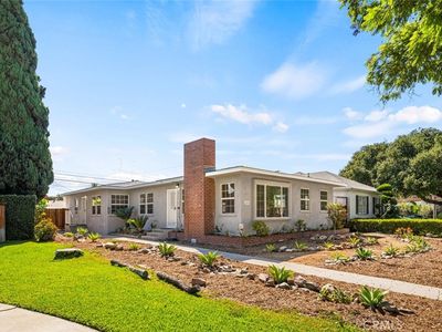 3606 California Ave