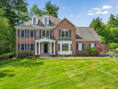 22 Elizabeth Way