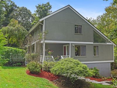 10 Deborah Lane