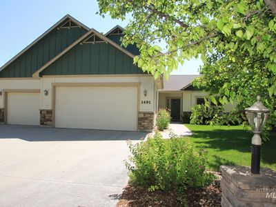 1491 N Millstream Ct