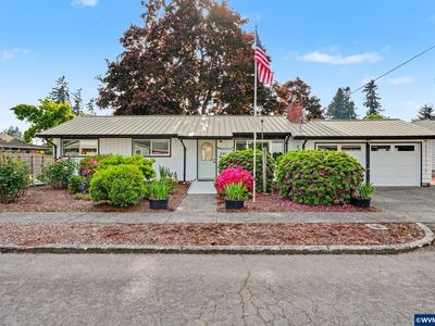 241 N Fern Ave