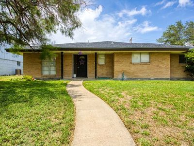 111 Chase Dr