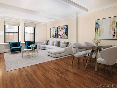212 E 48th St APT 5E