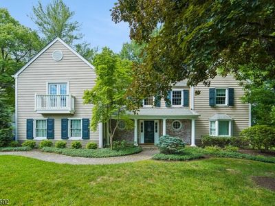 24 Canoe Brook Rd