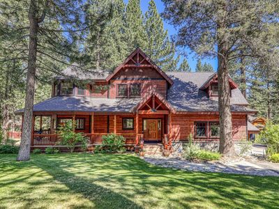 11133 Parkland Dr