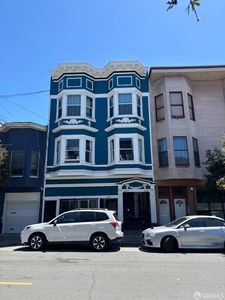2437-2441 24th St