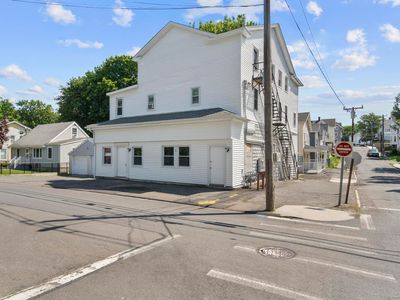 33 William Street
