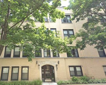 7059 N Damen Ave APT 2N