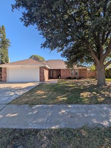5011 Pleasant Dr