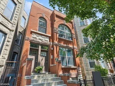 847 N Damen Ave APT 2F