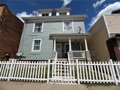 411 James St