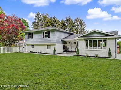 313 Sunset Rd