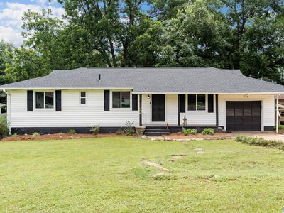1400 Golden Dr