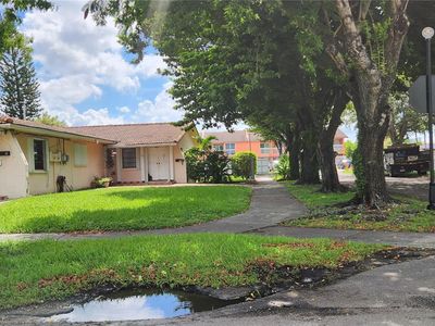 39 SW 114th Ave