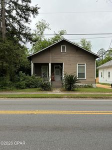 704 Main St