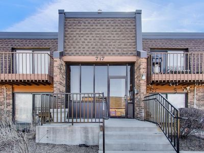 717 Killarney Ct APT 2D