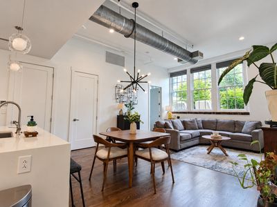 601 Madison St #103