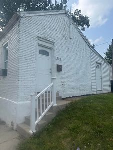310 Young St