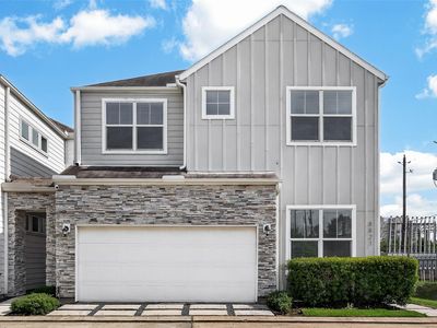 8821 Hollister Pine Ct