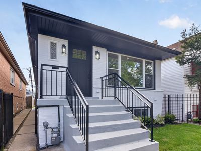 5013 W Bloomingdale Ave