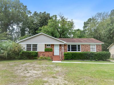 7711 Picardy Pl