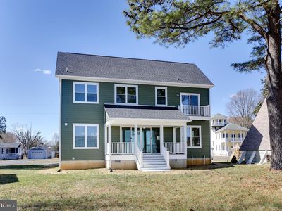 54 Shore Dr