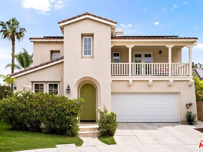 27062 Clarence Ct