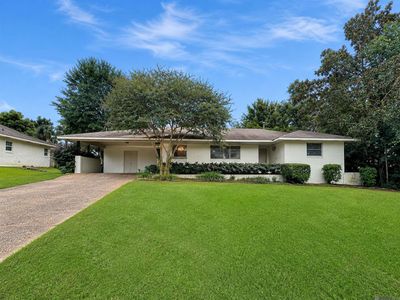 3147 Torrance Dr