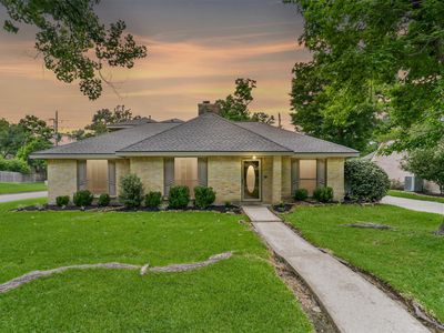 3703 Brook Shadow Dr