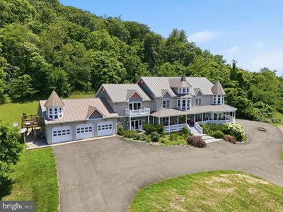 65 Clark Ln