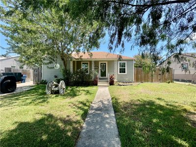 1242 Cambridge Dr