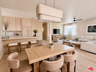 126 N Croft Ave APT 302